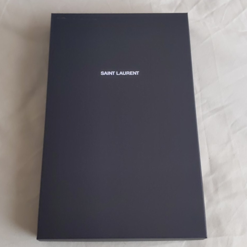 Yves Saint Laurent Box